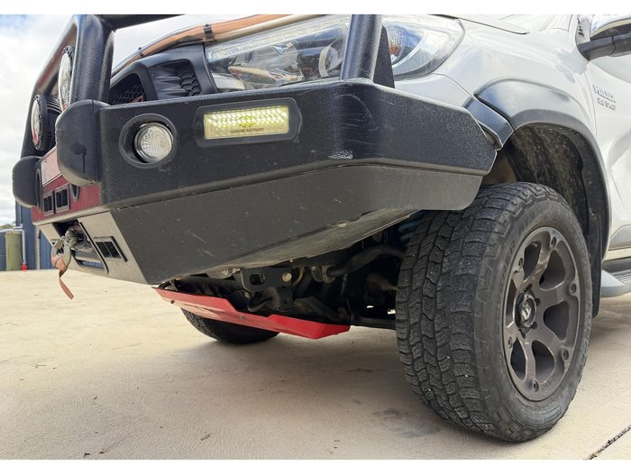 2017 Toyota Hilux SR5