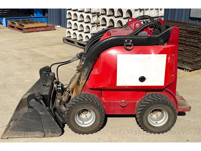 Dingo Mini Digger K9-4-Y-Ii