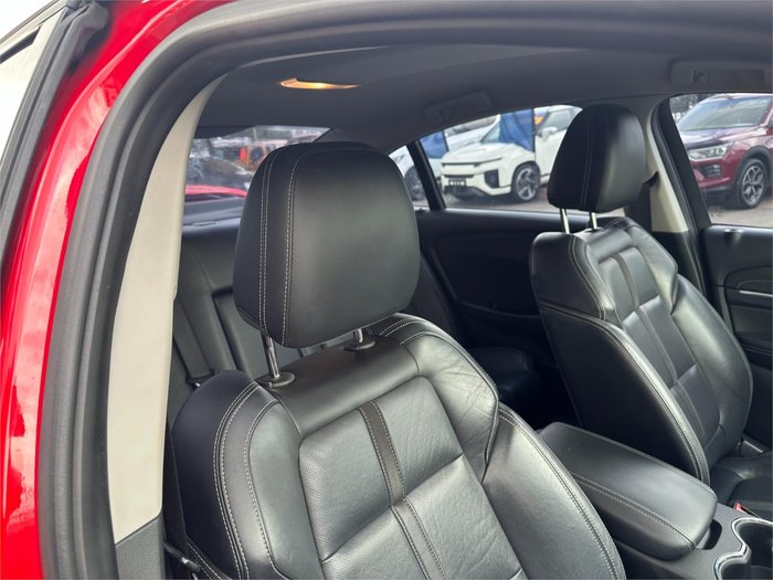 2015 HOLDEN COMMODORE SS-V VF MY15 RED