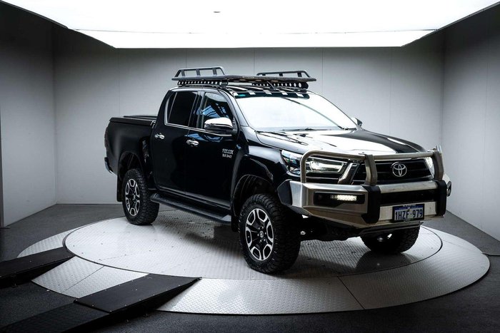 2020 Toyota Hilux SR5