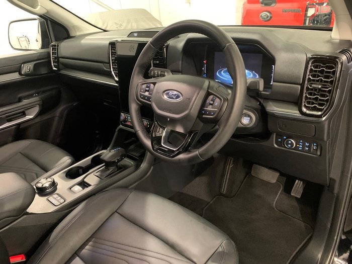 2025 Ford Everest Trend