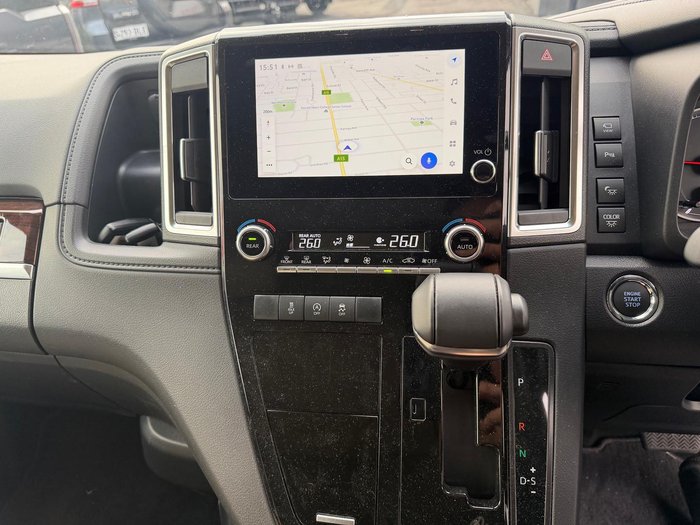 2024 Toyota Granvia VX