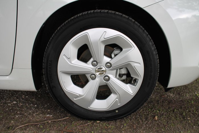 2024 Suzuki Swift Hybrid Plus
