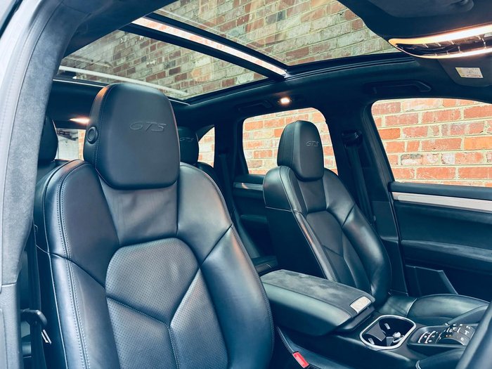 2017 Porsche Cayenne GTS