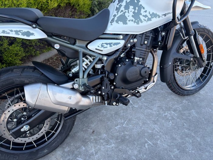 2026 Royal Enfield HIMALAYAN 450 CELESTIAL RED