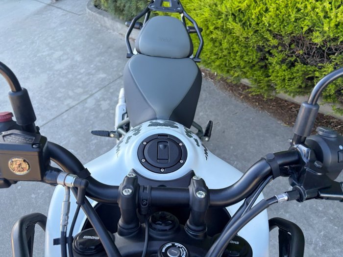 2026 Royal Enfield HIMALAYAN 450 CELESTIAL RED