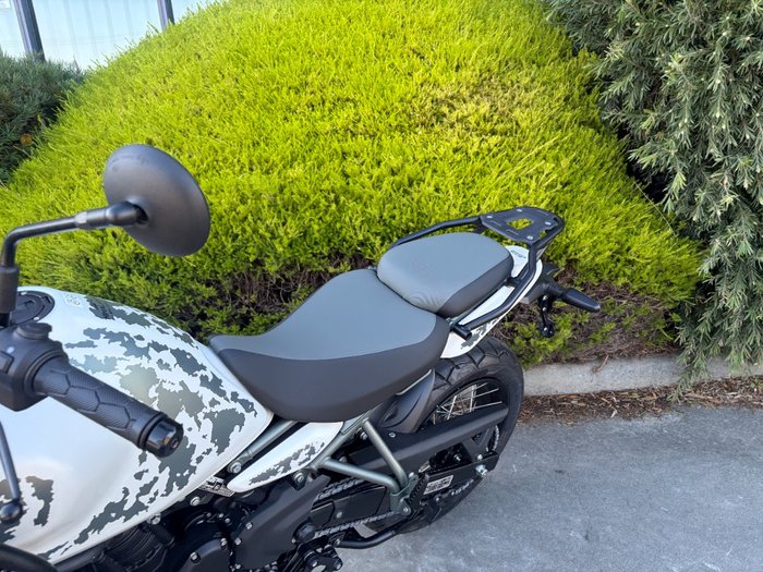 2026 Royal Enfield HIMALAYAN 450 CELESTIAL RED