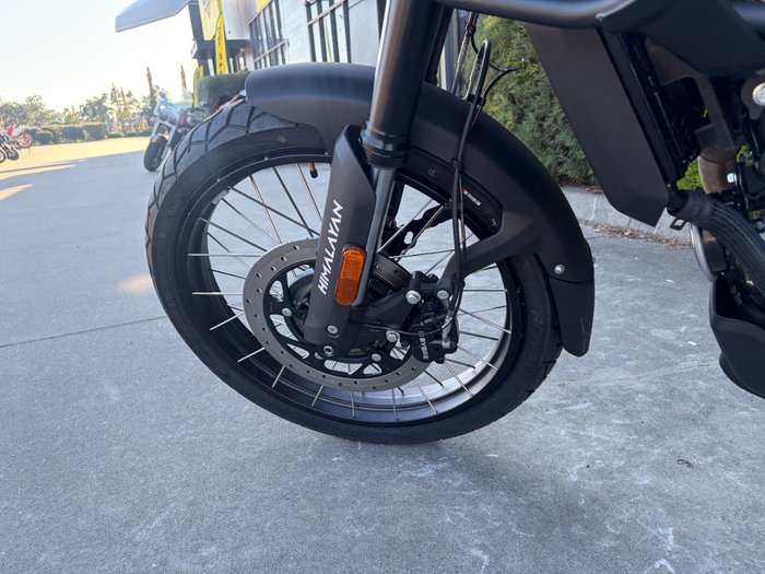 2026 Royal Enfield HIMALAYAN 450 CELESTIAL RED