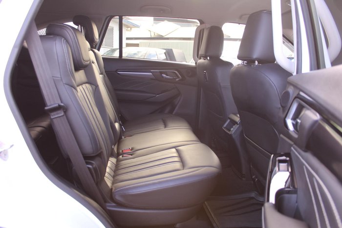 2023 Isuzu MU-X LS-T