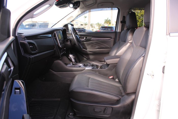 2023 Isuzu MU-X LS-T