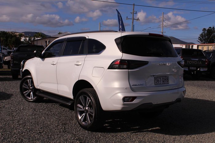 2023 Isuzu MU-X LS-T
