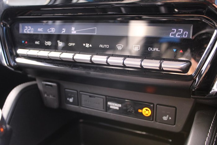 2023 Isuzu MU-X LS-T