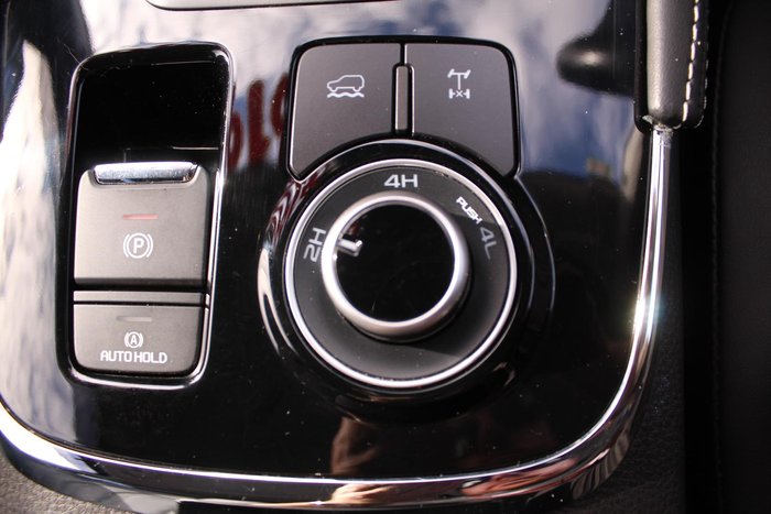 2023 Isuzu MU-X LS-T