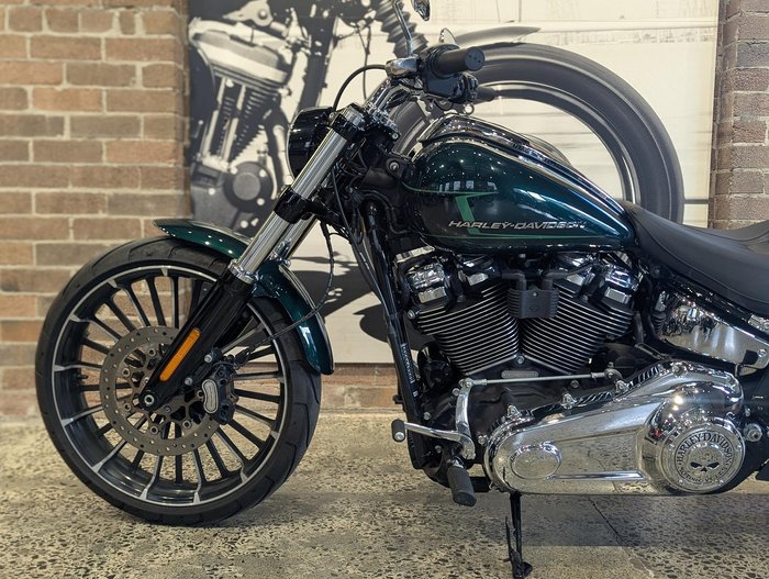 2024 Harley-Davidson Breakout 117 (FXBR) Softail Green