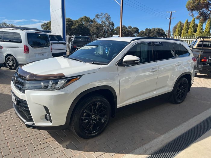 2019 Toyota Kluger Black Edition