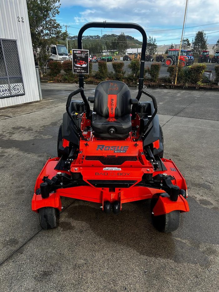 2025 Bad Boy Rogue 61" Rear Discharge Zero Turn Mower