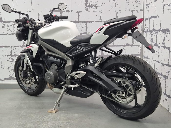 2022 Triumph Street Triple S 660 LAMS Street Triple White