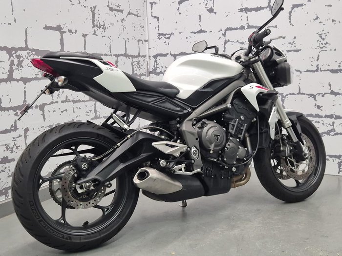 2022 Triumph Street Triple S 660 LAMS Street Triple White