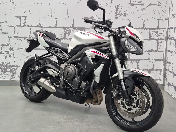 2022 Triumph Street Triple S 660 LAMS Street Triple White