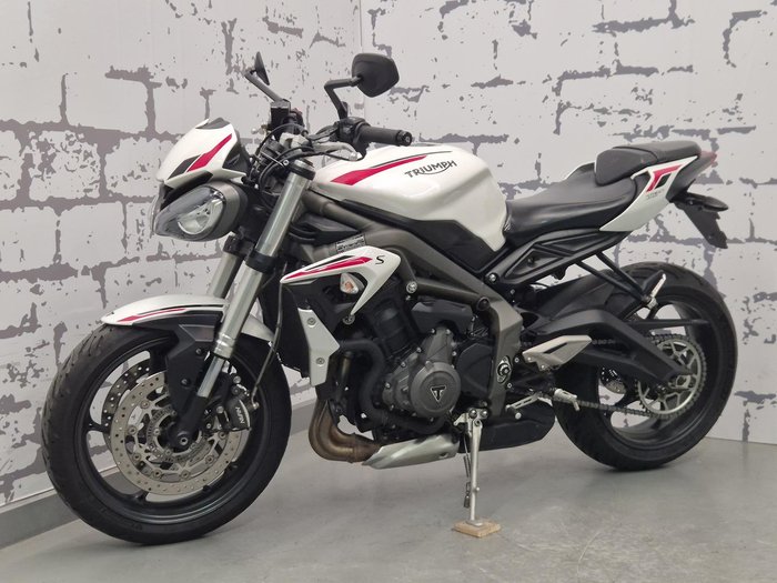 2022 Triumph Street Triple S 660 LAMS Street Triple White