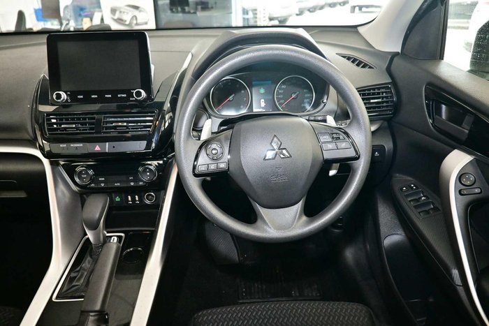 2024 Mitsubishi Eclipse Cross ES