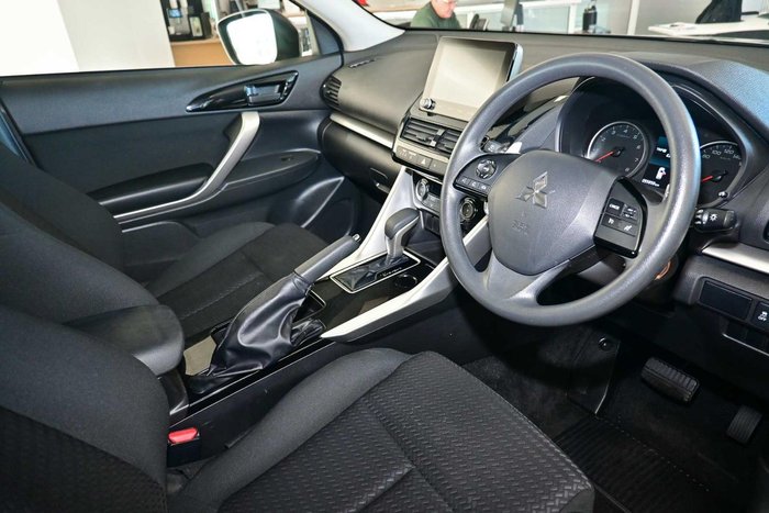 2024 Mitsubishi Eclipse Cross ES