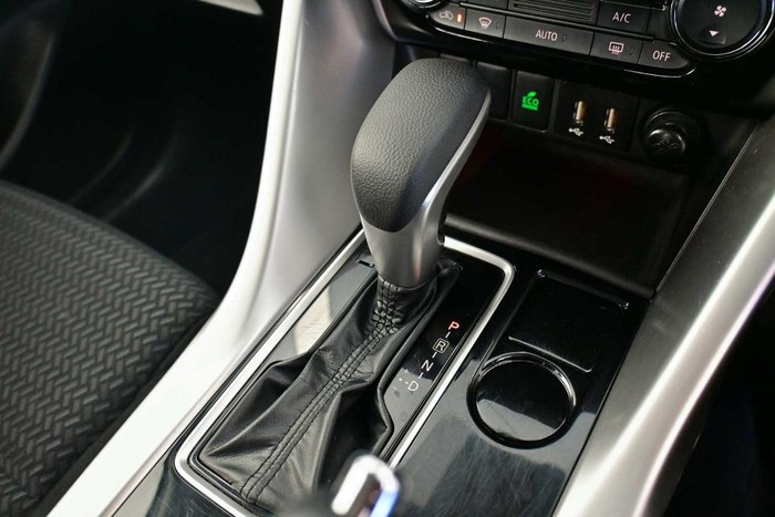 2024 Mitsubishi Eclipse Cross ES