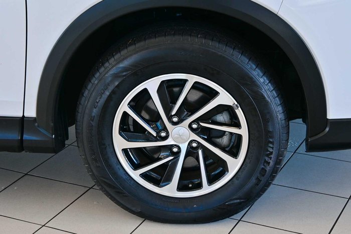 2024 Mitsubishi Eclipse Cross ES