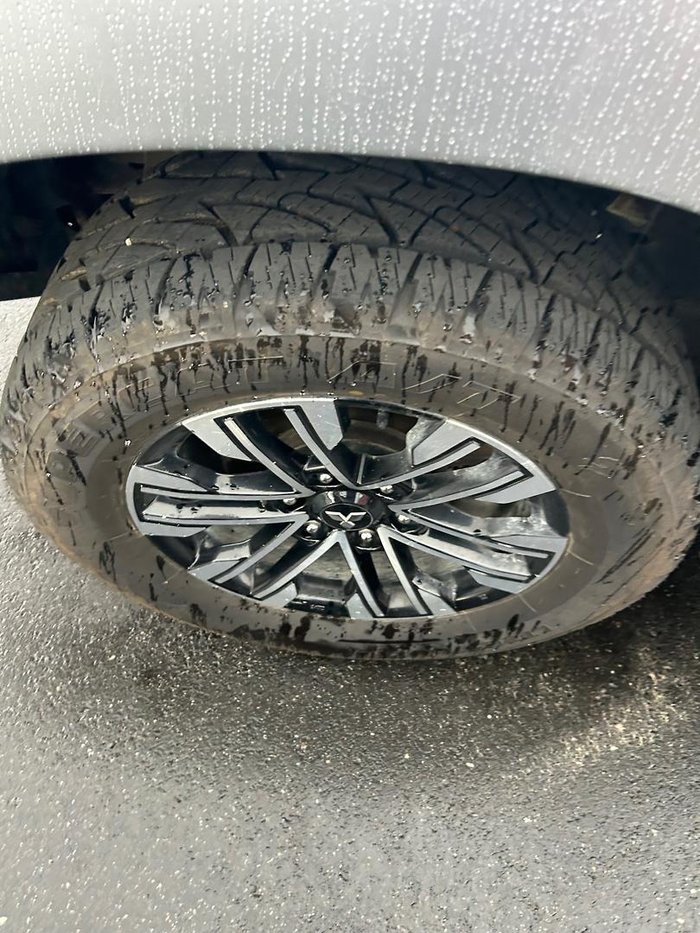 2021 Mitsubishi Pajero Sport GLS