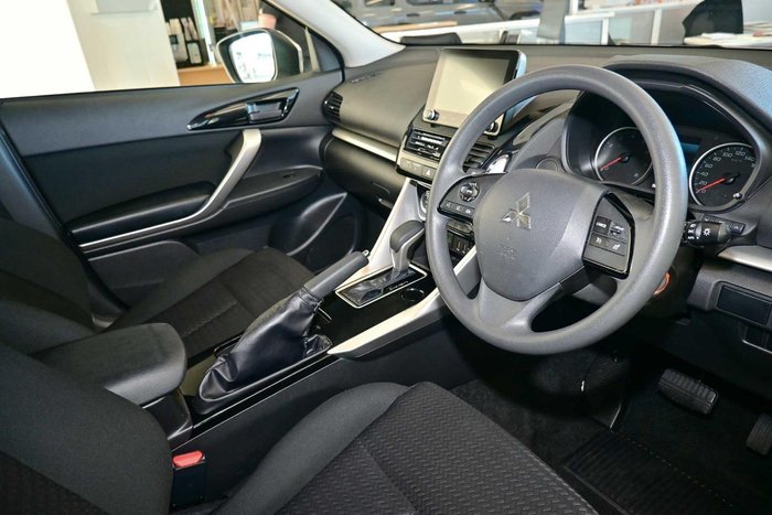 2024 Mitsubishi Eclipse Cross ES