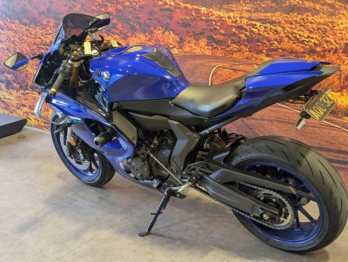 2025 Yamaha YZF-R7 LAMs YZF-R Blue