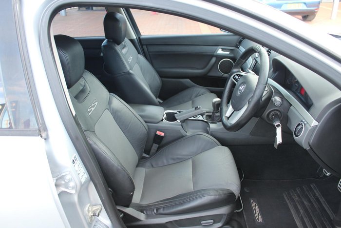 2010 Holden Commodore SS V