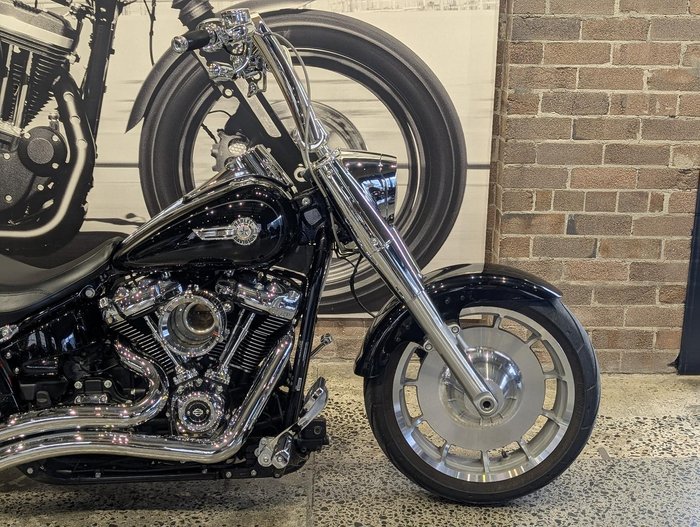 2022 Harley-Davidson Fat Boy 114 (FLFBS) Softail Black