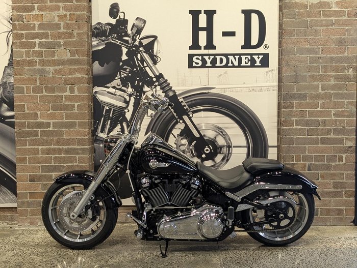 2022 Harley-Davidson Fat Boy 114 (FLFBS) Softail Black