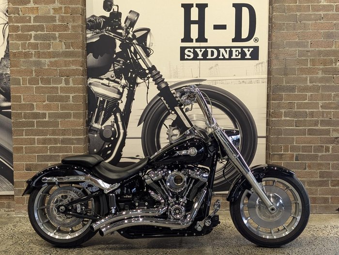 2022 Harley-Davidson Fat Boy 114 (FLFBS) Softail Black