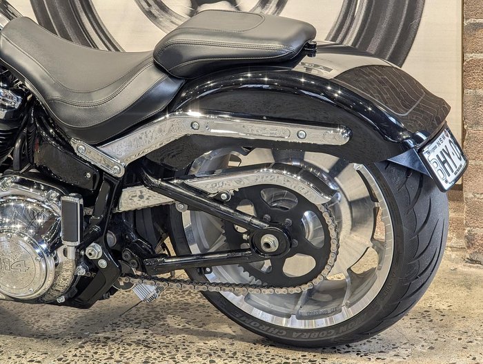 2022 Harley-Davidson Fat Boy 114 (FLFBS) Softail Black
