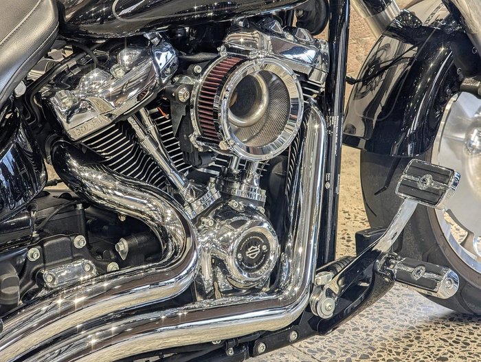 2022 Harley-Davidson Fat Boy 114 (FLFBS) Softail Black