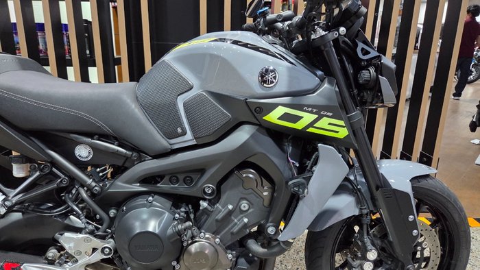 2017 Yamaha MT-09A GREY