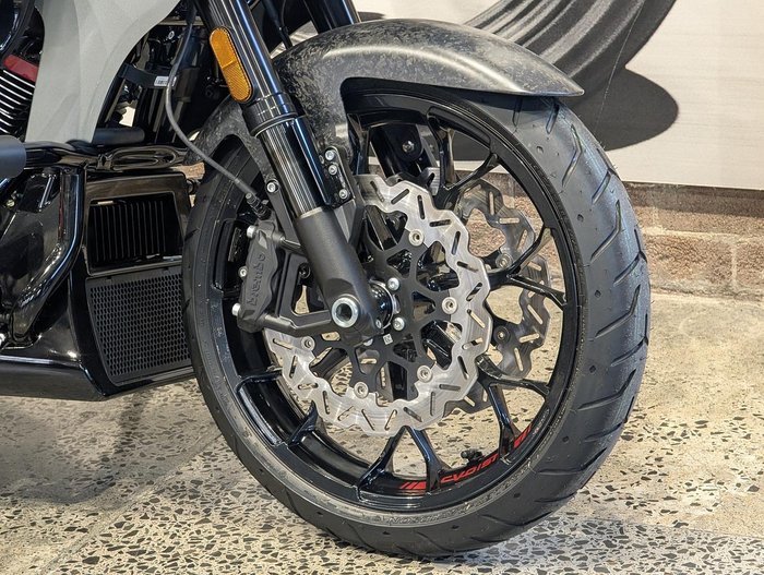 2025 Harley-Davidson CVO Road Glide ST 121 (FLTRXSTSE) Touring Silver