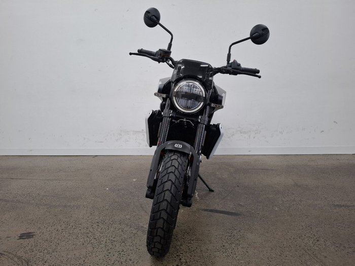 2024 Husqvarna 2024 HUSQVARNA 800CC SVARTPILEN 801 Road