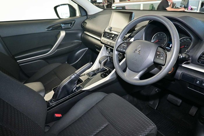 2024 Mitsubishi Eclipse Cross ES