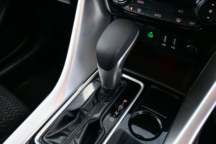 2024 Mitsubishi Eclipse Cross ES