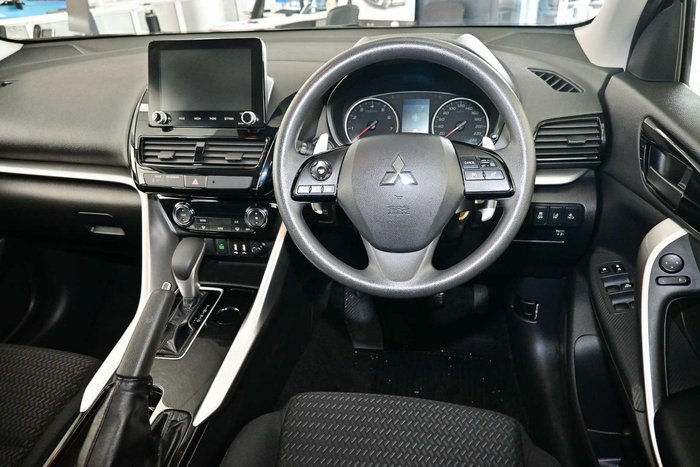 2024 Mitsubishi Eclipse Cross ES