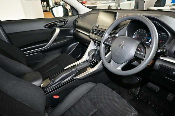 2024 Mitsubishi Eclipse Cross ES