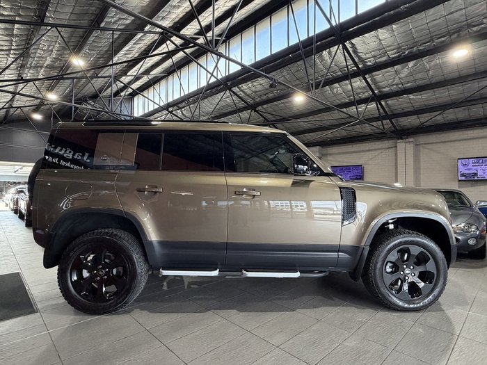 2021 Land Rover Defender 110 D250 S