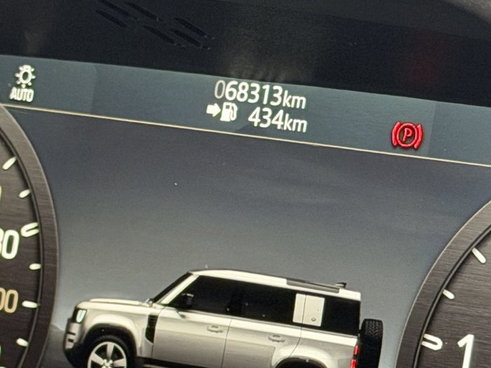2021 Land Rover Defender 110 D250 S