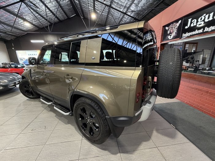2021 Land Rover Defender 110 D250 S