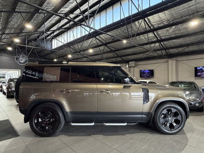 2021 Land Rover Defender 110 D250 S