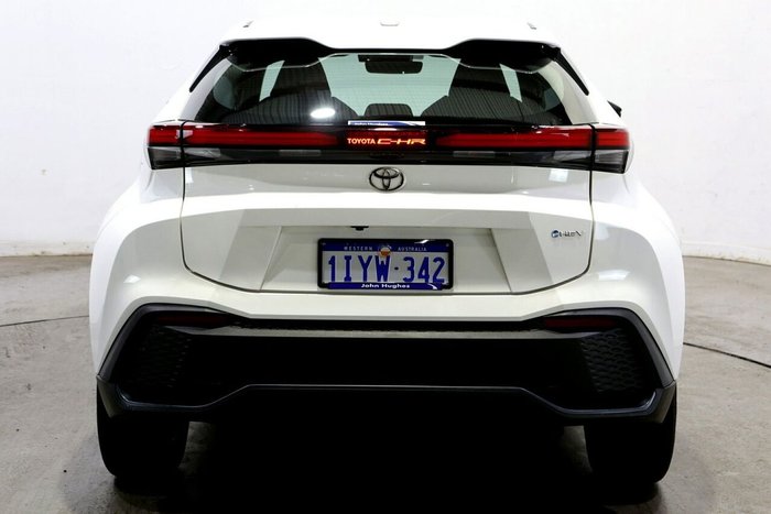 2024 Toyota C-HR GXL