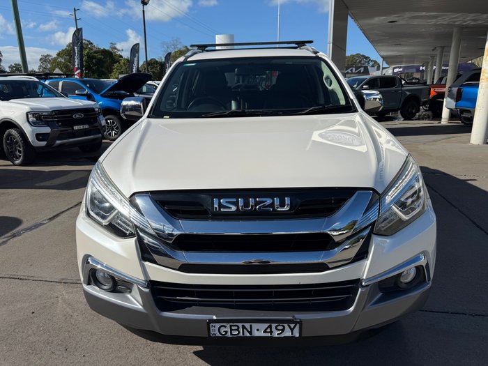 2021 Isuzu MU-X LS-T